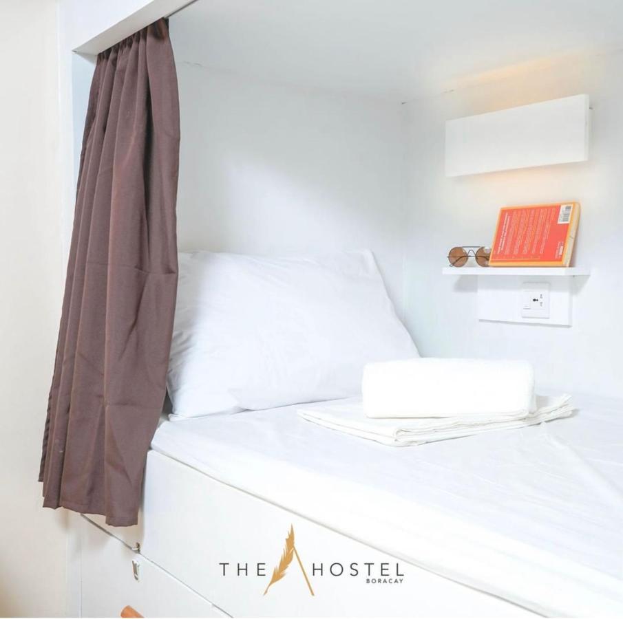 The A Hostel Balabag  エクステリア 写真